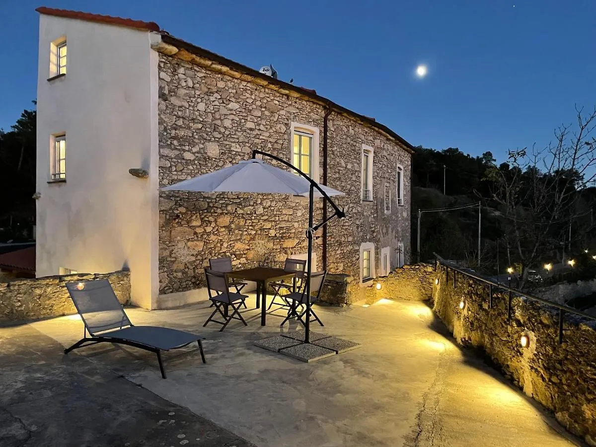 Apartment Casa Vacanze Arma Delle Manie Finale Ligure Italy